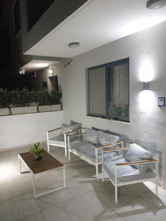 A New Ground Floor Maisonette - Mellieha Bay Is-Sellum Bagian luar foto