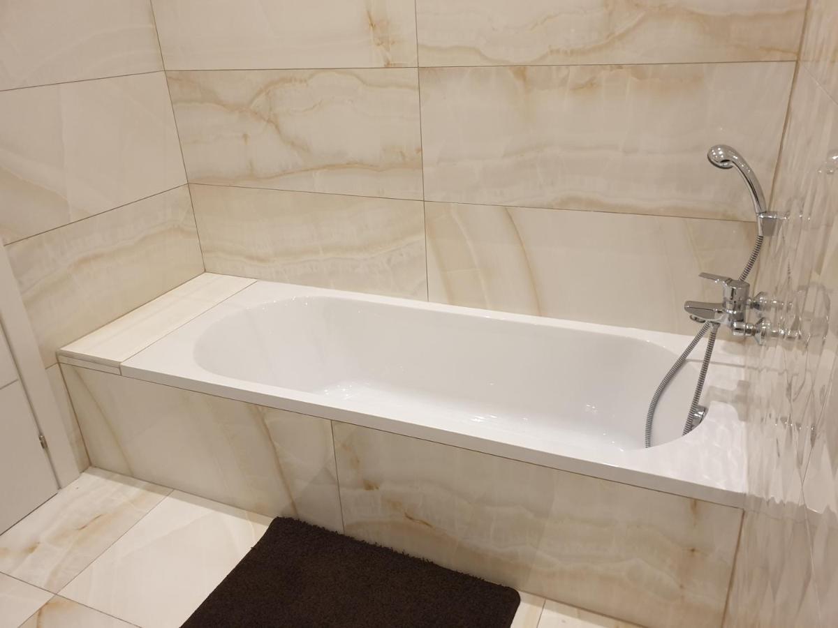 A New Ground Floor Maisonette - Mellieha Bay Is-Sellum Bagian luar foto