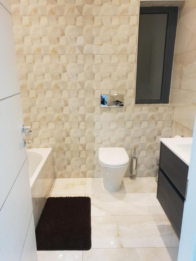 A New Ground Floor Maisonette - Mellieha Bay Is-Sellum Bagian luar foto